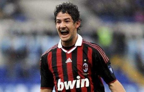 Real Madrid a facut o oferta de 63 de milioane de euro pentru Pato