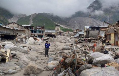 Peste 550 de persoane au murit in India in urma ploilor musonice