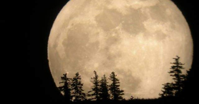 De la ce ora va fi vizibil fenomenul SuperLuna pe cerul din Romania