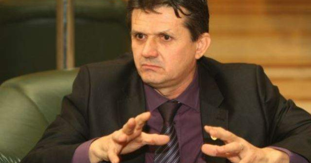 Un senator PP-DD renunta la religia ortodoxa si trece la baptism