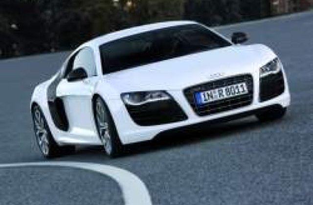 [VIDEO] Cine spune ca un supercar nu este potrivit pentru zapada?