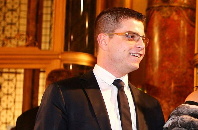 Prigoana Jr si-a inceput campania cu o ilegalitate