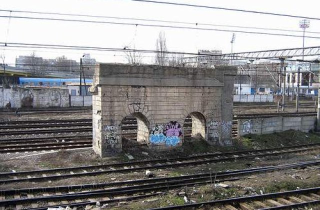 Intarzieri la trenurile din Gara de Nord. Persoane necunoscute au taiat cablurile de semnalizare