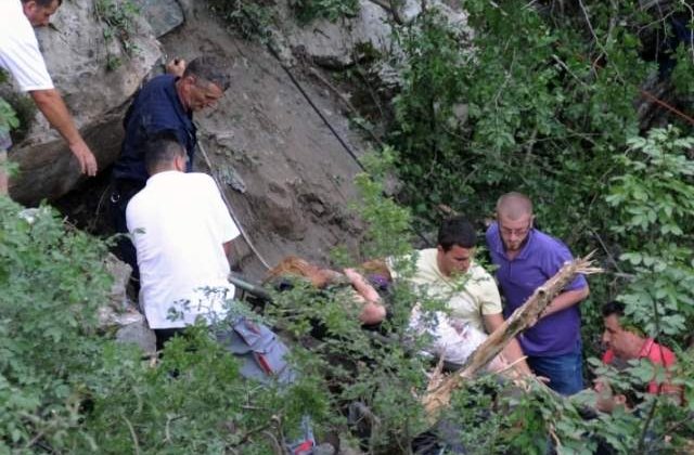 Ambasadorul Romaniei in Muntenegru: Doar 6 morti au fost identificati