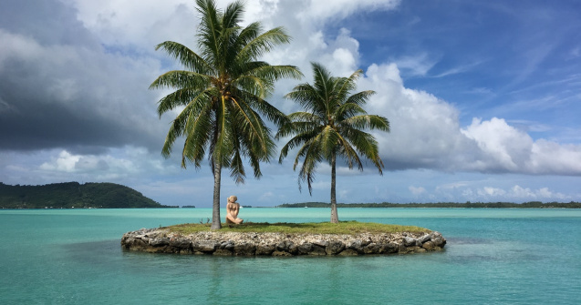 Trei cubanezi au supraviețuit 33 de zile pe o insulă doar cu nuci de cocos