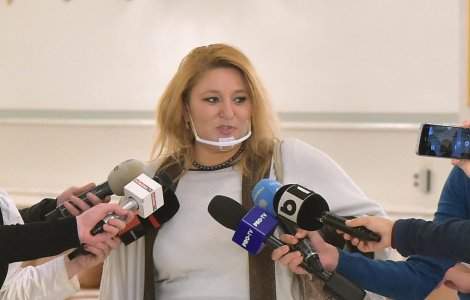 Şoşoacă, ironizată pe Facebook după ce a spus că Trump i-ar fi oferit susţinerea