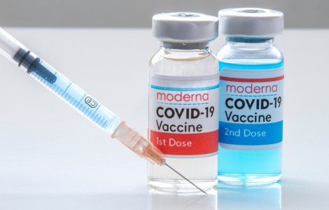 Moderna vrea să crească cu 50% capacitatea flacoanelor de vaccin anti-COVID