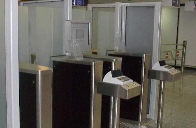 Folosirea scannerelor pe aeroporturi, ilegala
