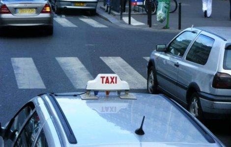 Chinezii pregatesc primele taxiuri electrice din lume