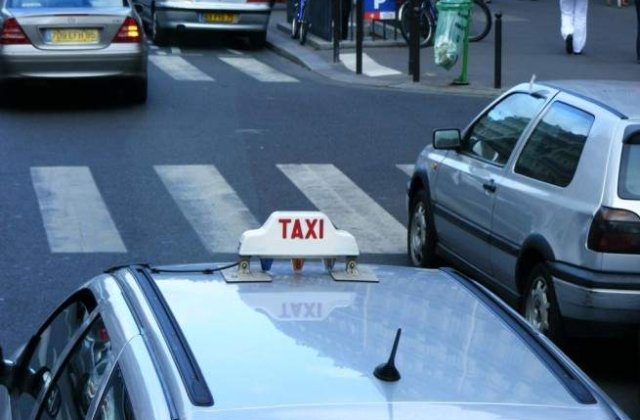 Chinezii pregatesc primele taxiuri electrice din lume