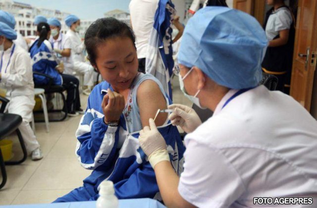 Toti romanii se pot vaccina gratuit contra gripei porcine la medicul de familie