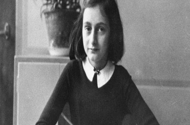 Arhivele Muzeului Anne Frank vor reveni in Elvetia