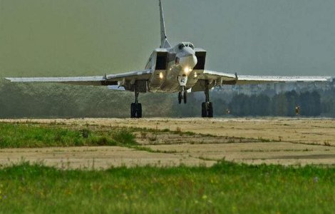 Rusia isi deschide prima baza aeriana din afara granitelor