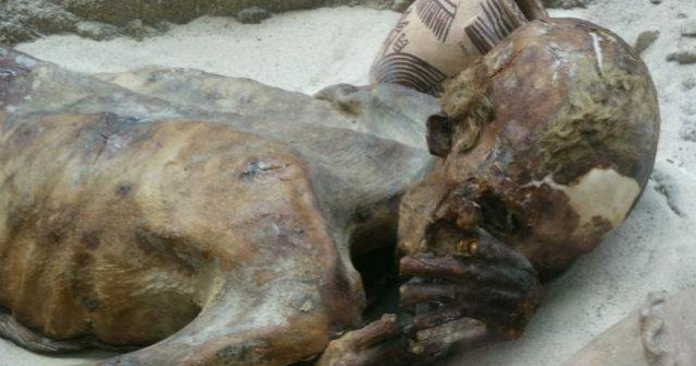 Femei mumificate si sacrificii umane, descoperite in Peru