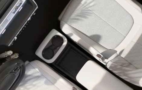 Primele imagini cu interiorul SUV-ului electric Hyundai Ioniq 5