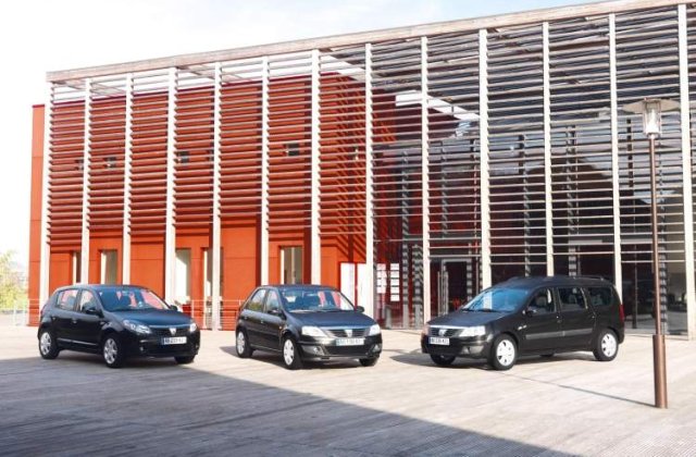 Ce ii lipsea Daciei? Culoarea neagra!