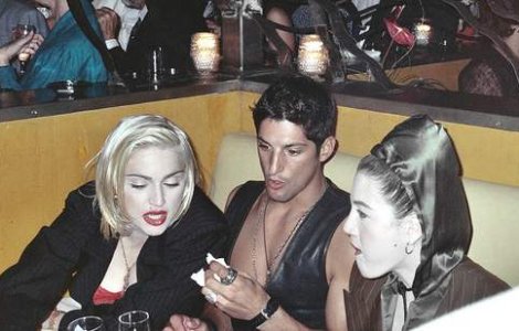 Madonna se da pe rap/rock