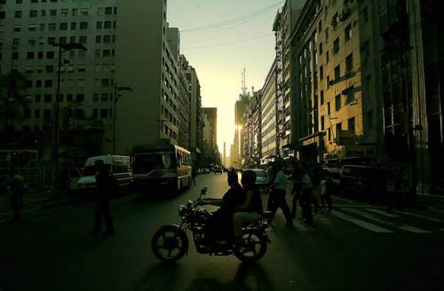 Semnal de alarma: Omenirea va distruge Pamantul cu mult inaintea Soarelui