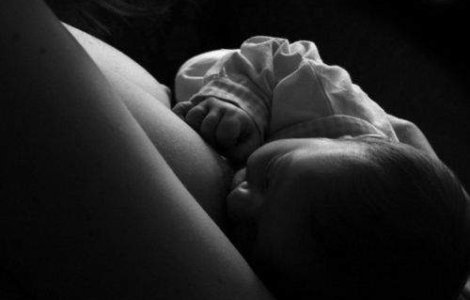 Medic arestat pentru ca a supt sanii unei paciente