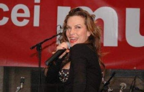 Moreanu ii face club lui Lesko