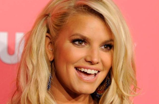Jessica Simpson a nascut al doilea copil