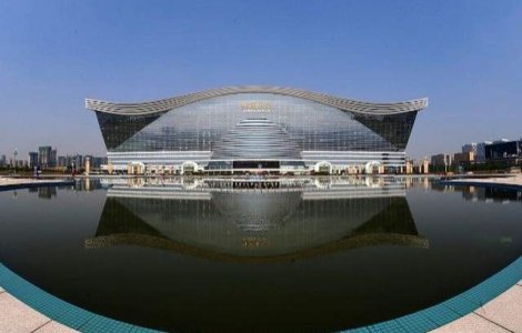 Chinezii au construit cea mai mare cladire din lume