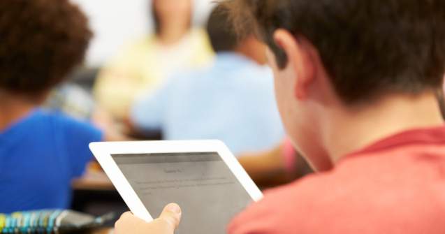 Primăria Suceava a primit 1.000 de tablete cu internet 4G nelimitat pentru elevi