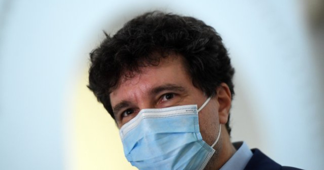 Nicuşor Dan: „A fost efectuat stimulentul pentru nou-născut”