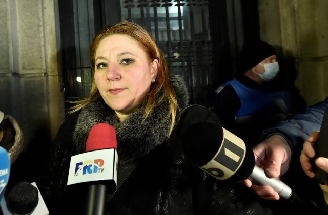 Șoșoacă: „Domnule Voiculescu, câți oameni trebuie să mai moară până să vă dați demisia?”