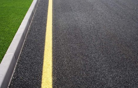 MAE: Soferii romani au obligatia sa cumpere vinieta de drum in Slovenia