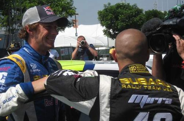 [VIDEO] A sarit 82 de metri cu masina in aer