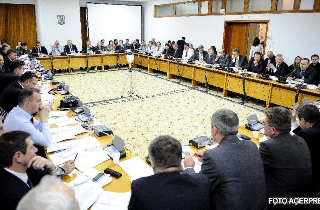 Parlamentarii nu se lasa pana nu adopta proiectul de buget