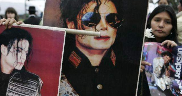 Doctorul lui Michael Jackson, acuzat pentru omor involuntar