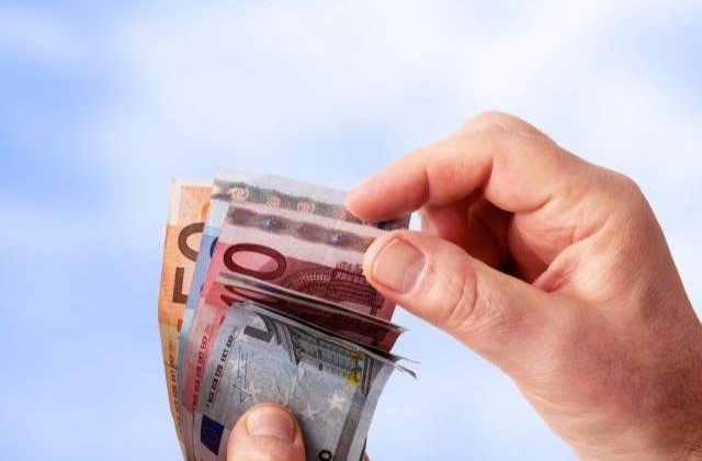 Ce s-a intamplat la liceul Bolintineanu? 20% din elevi au dat spaga