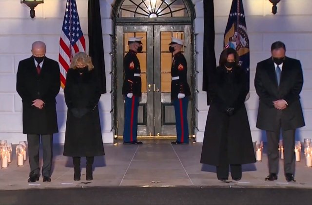 SUA au depășit 500.000 de decese din cauza COVID. Recordul tragic, marcat cu 5 zile de doliu național