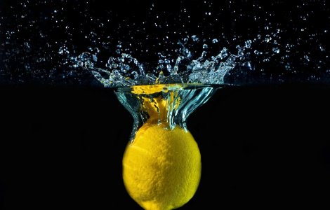  Top  Sănătatea ta, pe primul loc! Ce se întâmplă în corpul tău dacă bei apă cu lămâie în fiecare zi