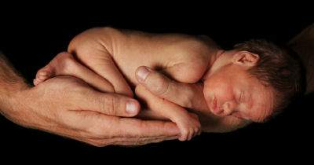 Dorna va sprijini copiii nascuti prematur