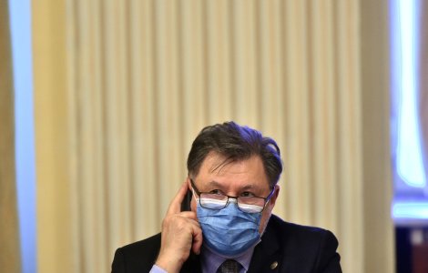 Alexandru Rafila: „Ne așteaptă o vară cu restricții!”