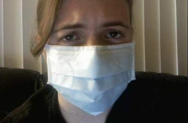 Primele probleme post-vaccinare: O femeie a decedat, iar alta a intrat in coma