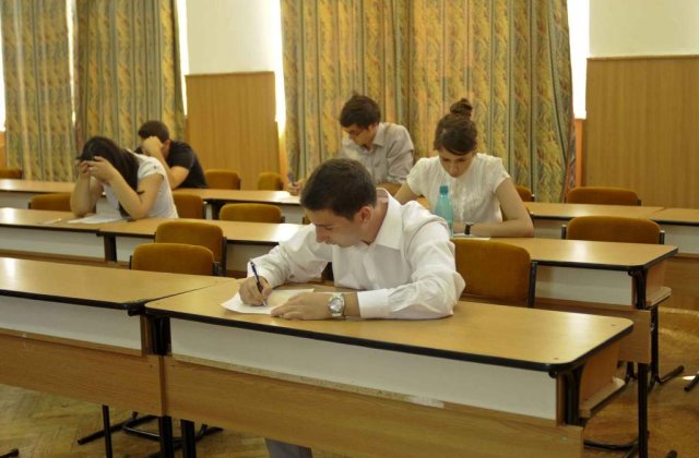 BACALAUREAT 2013: Rata de promovare de 55,52%, conform rezultatelor partiale