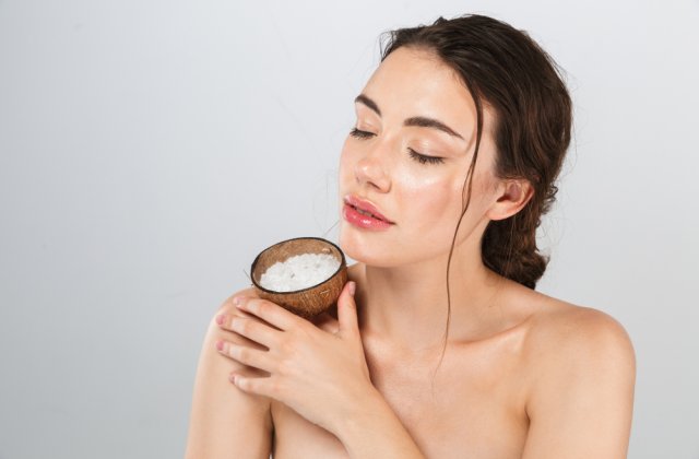 Răsfăț în propria locuință: 3 beneficii ale utilizării sării de baie