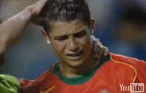 Cei mai plangaciosi fotbalisti