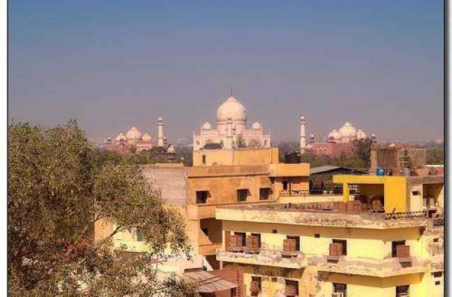 Atentat in sudul Afganistanului, soldat cu cel putin 15 morti