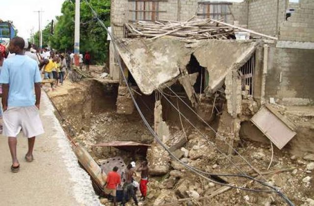 Strazile din capitala haitiana, teatrul jafurilor