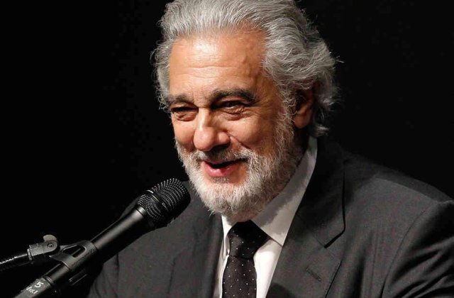 Placido Domingo, spitalizat din cauza unui cheag de sange