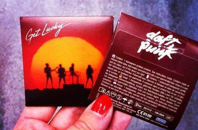 Daft Punk lanseaza marca de prezervative "Get Lucky"