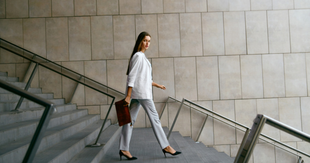  Top  Urmează-ți destinul: 3 sfaturi pentru o carieră de succes