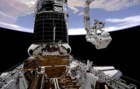  Video  Hubble IMAX 3D: Filmul anului 2010 ne arata viata in spatiu