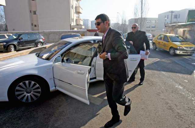 Fanii i-au stricat ziua lui Cristi Borcea