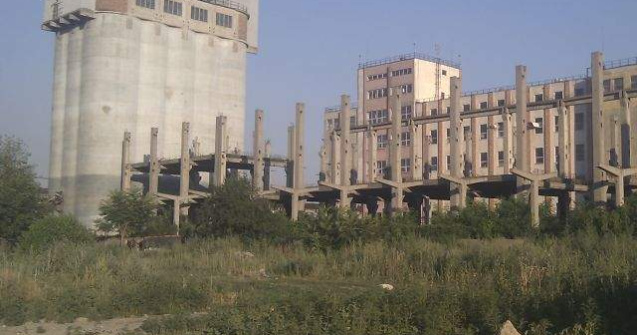 Fabrica de paine Lujerul si-ar putea inchide portile la 1 august